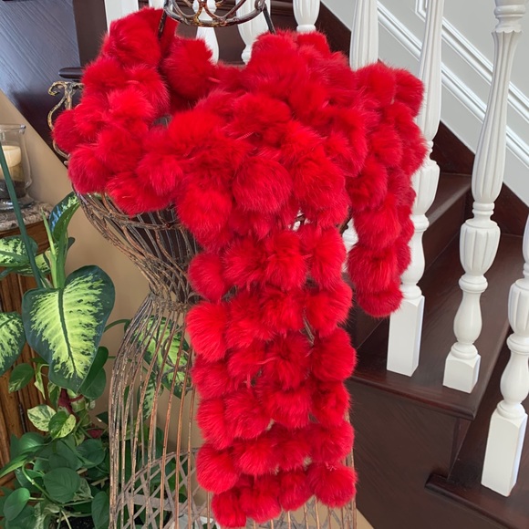 Great Christmas holiday gift NWOT genuine red rabbit fur scarf 54” x 7” approx. - Picture 4 of 9